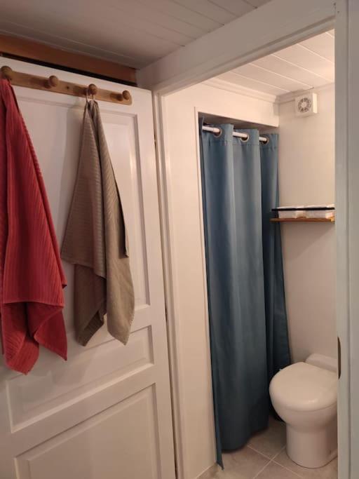 Appartement En Rez De Jardin Et Terrasse Ds Villa Hyères المظهر الخارجي الصورة