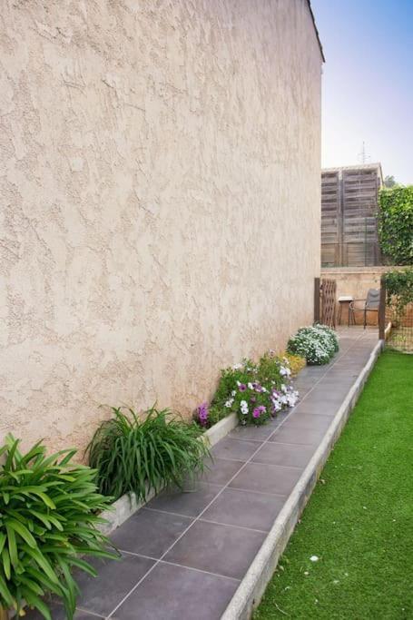 Appartement En Rez De Jardin Et Terrasse Ds Villa Hyères المظهر الخارجي الصورة